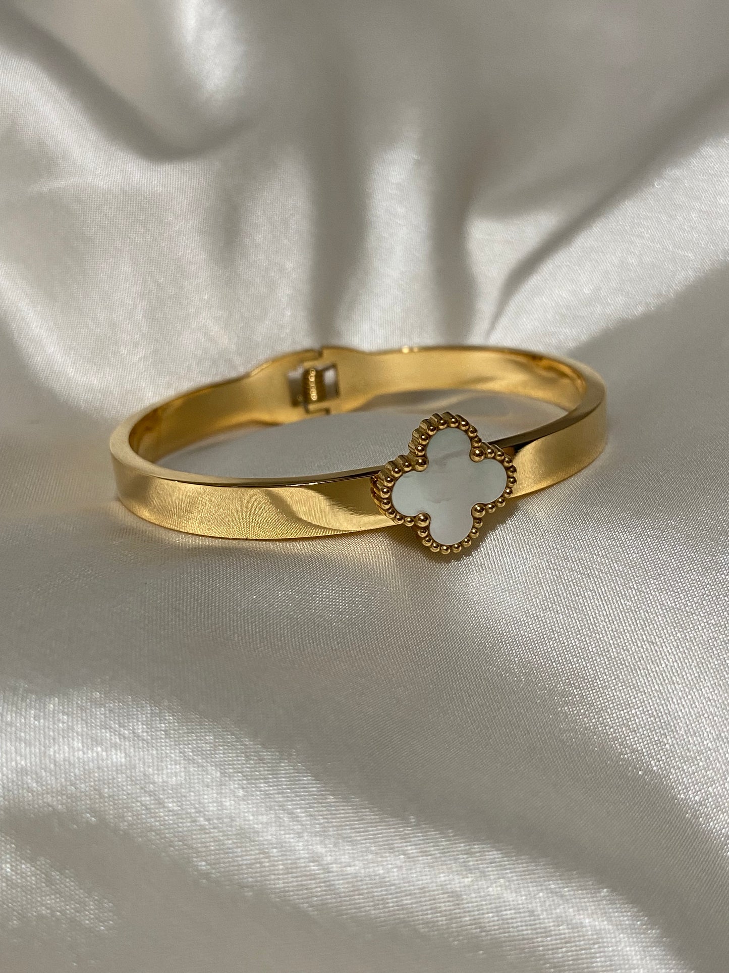 Clover Stainless Steel Gold Bracelet