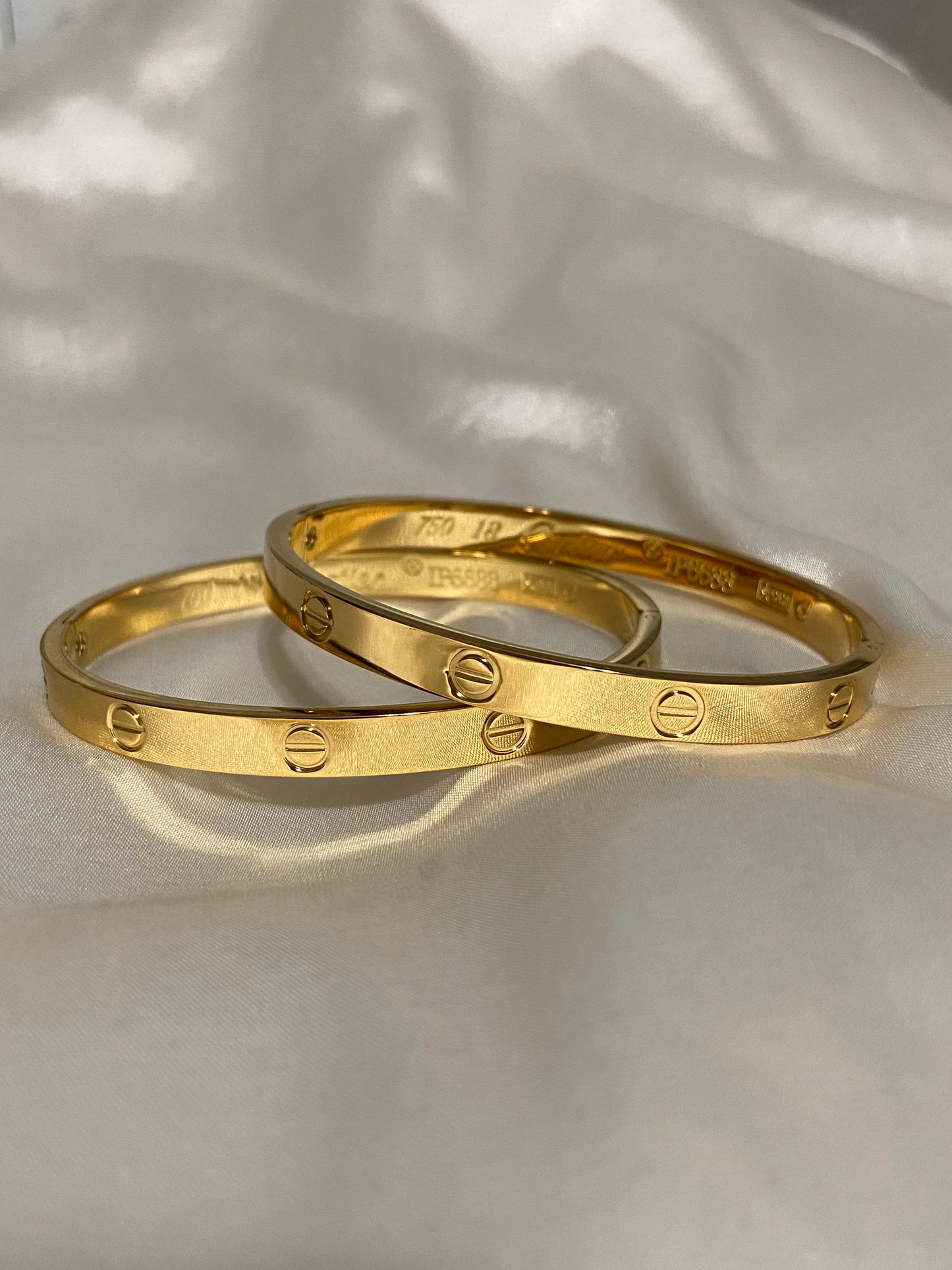 Carti Stainless Steel Bangle - 6mm engraved