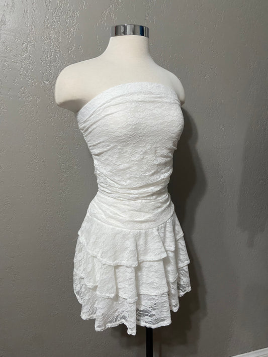 White Lace Flowy Strapless Dress