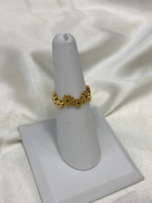 Daisies Gold Stainless Steel Ring