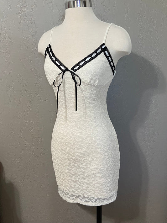 Cream Lace Bodycon Dress