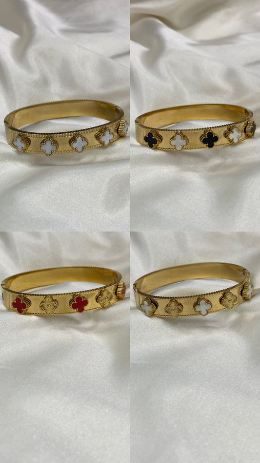 Multi Clovers Stainless Steel Gold Bangle
