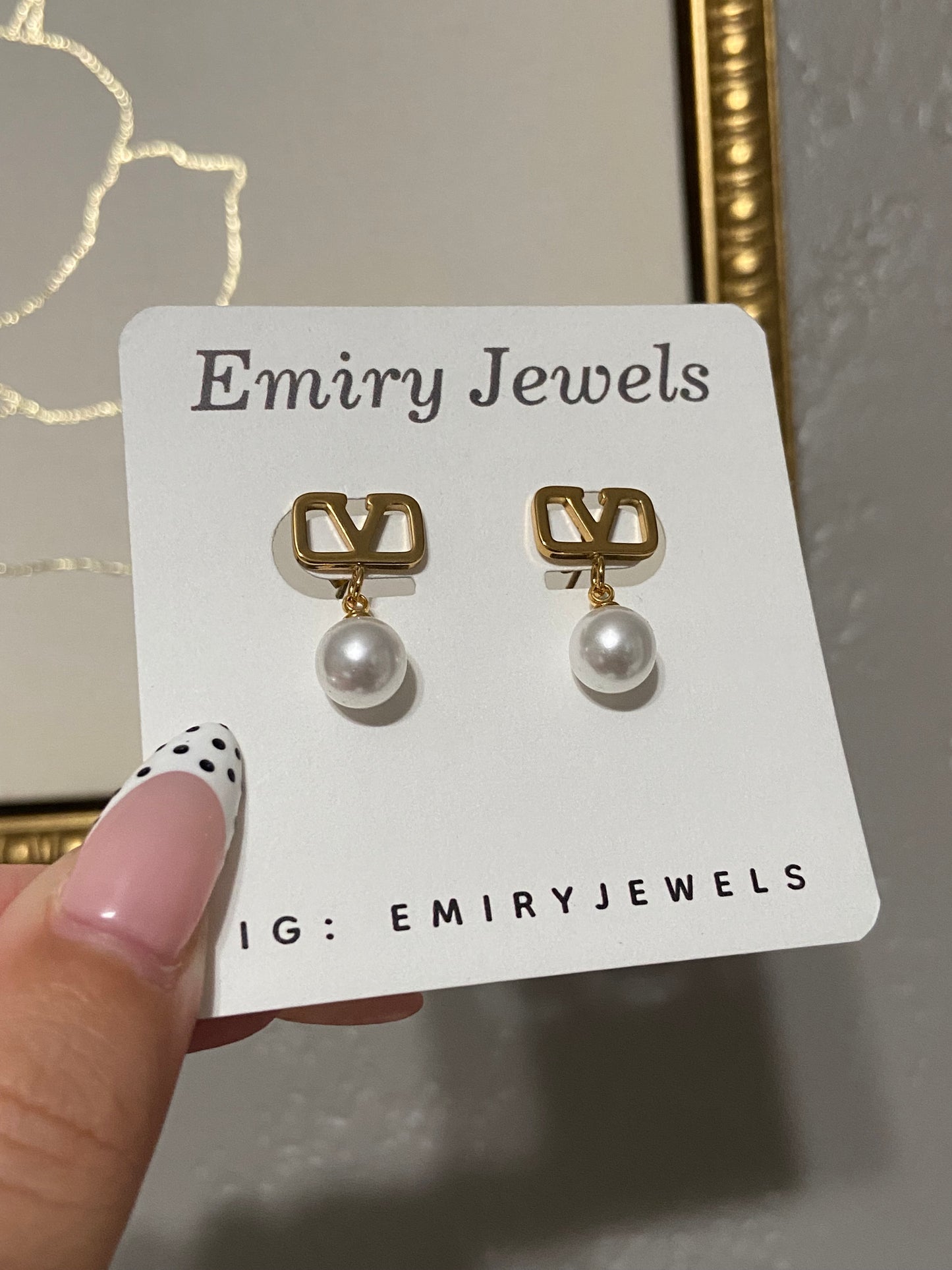 Valentin Pearl Stainless Steel Gold Drop Earrings