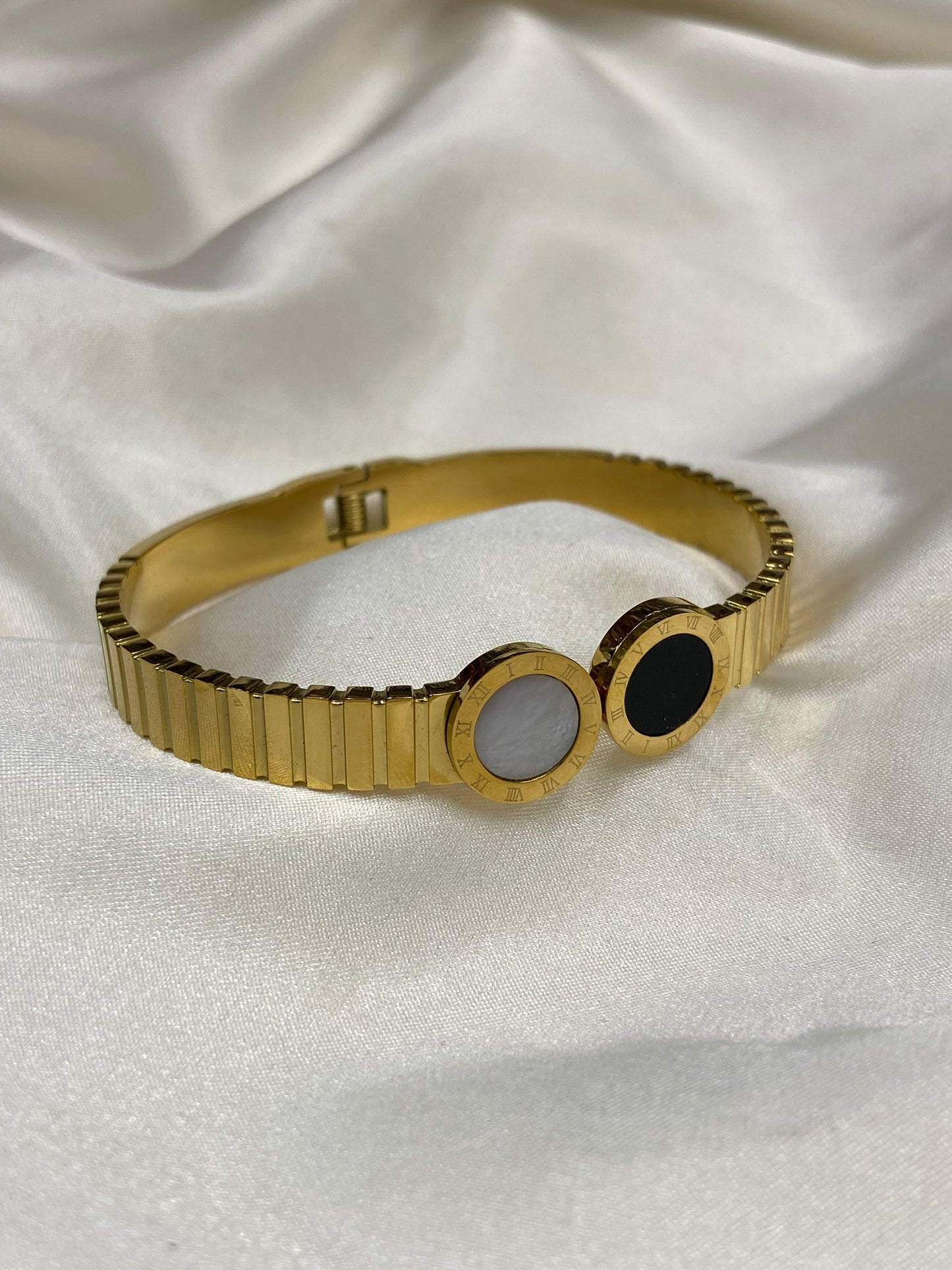 Roman Numbers Gold Stainless Steel Bracelet