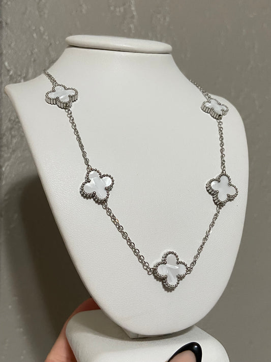 V C A White Clovers Stainless Steel Silver Necklace